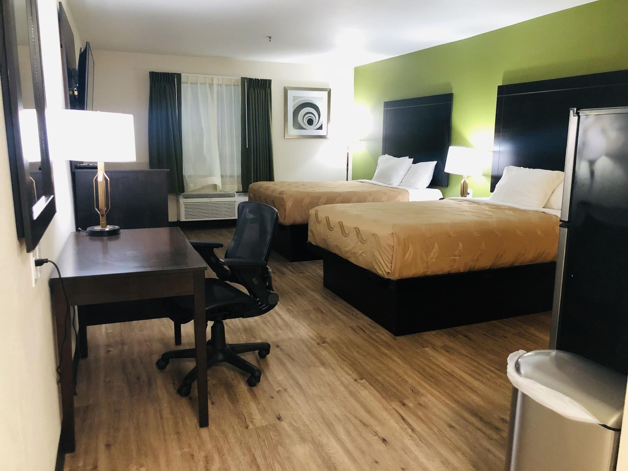 Quality Inn & Suites Lake Charles South Экстерьер фото