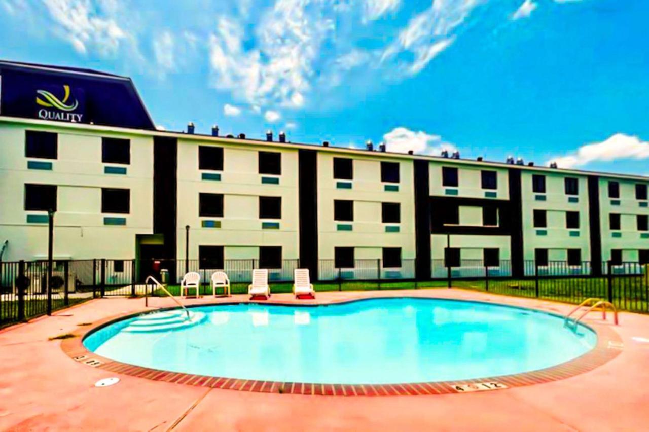 Quality Inn & Suites Lake Charles South Экстерьер фото