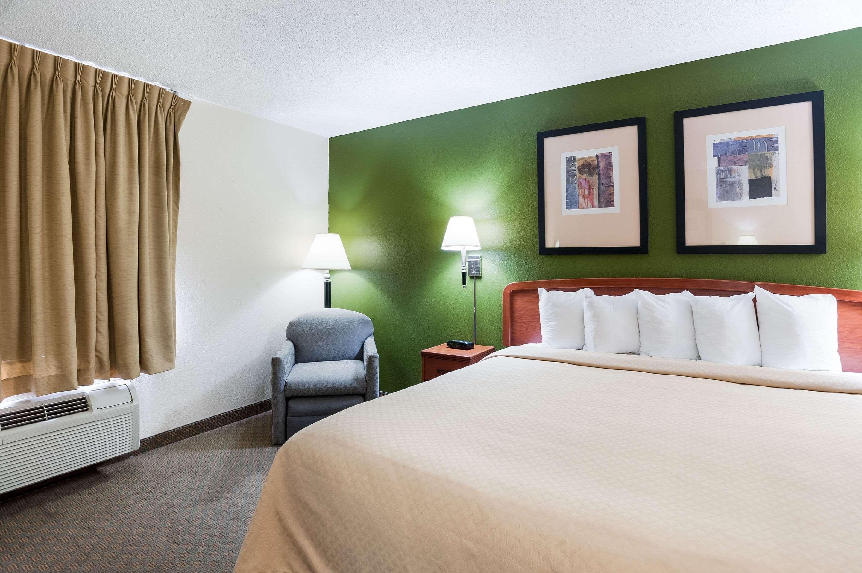 Quality Inn & Suites Lake Charles South Экстерьер фото